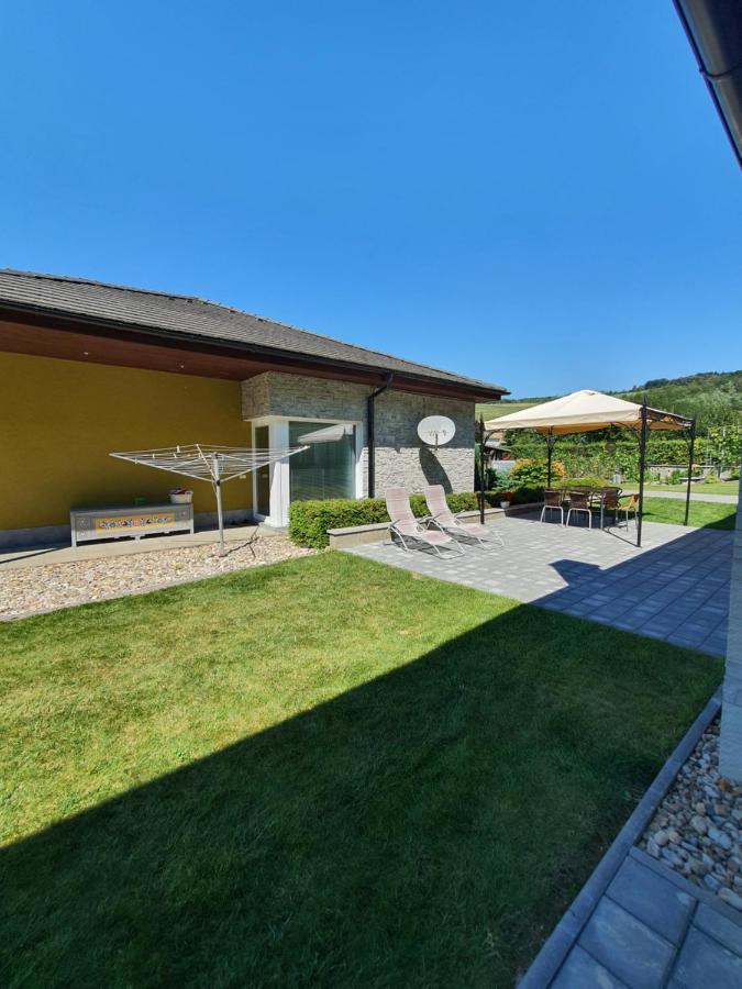 Apartman Kurdejov Hustopeče Екстериор снимка