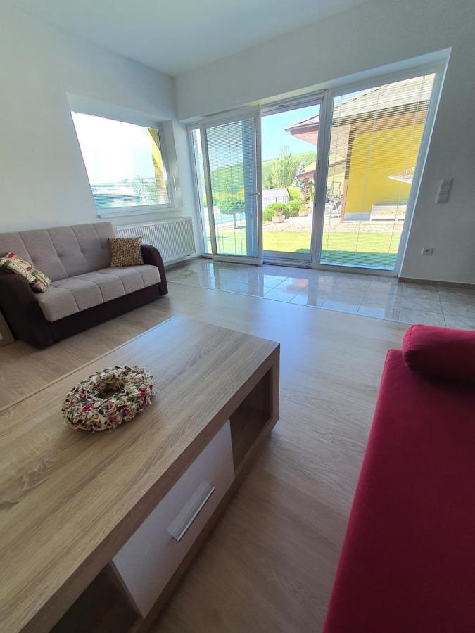 Apartman Kurdejov Hustopeče Екстериор снимка