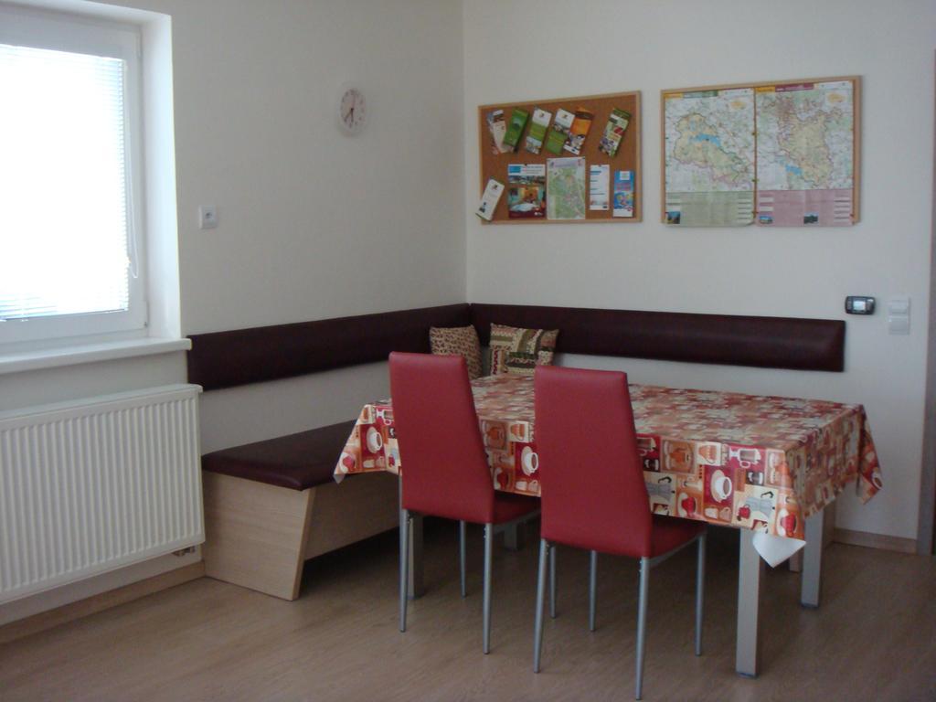 Apartman Kurdejov Hustopeče Екстериор снимка