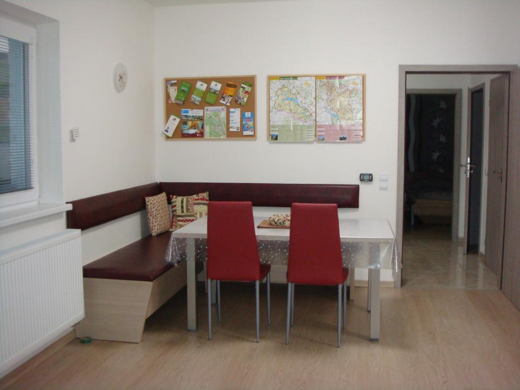 Apartman Kurdejov Hustopeče Екстериор снимка