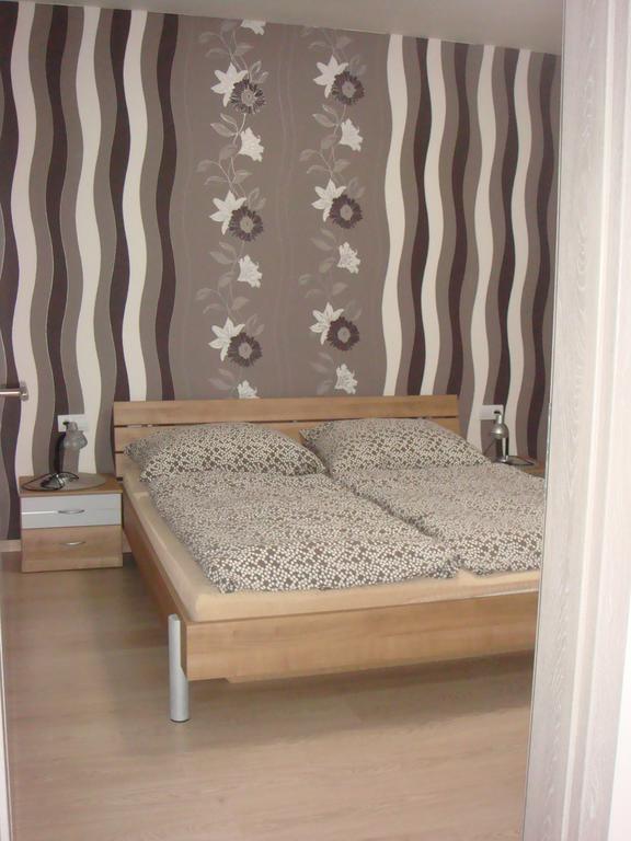 Apartman Kurdejov Hustopeče Екстериор снимка